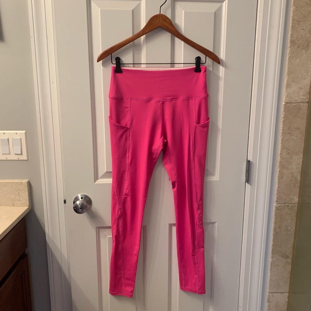 Set of 2 Size medium Hot Pink and Red Yoga Leggings
